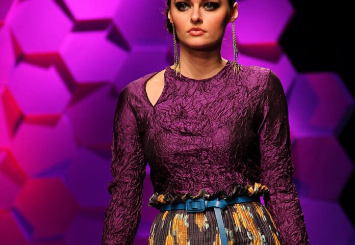 Valerio Zeno presenteert de Wearable Art Awards Holland in Alkmaar